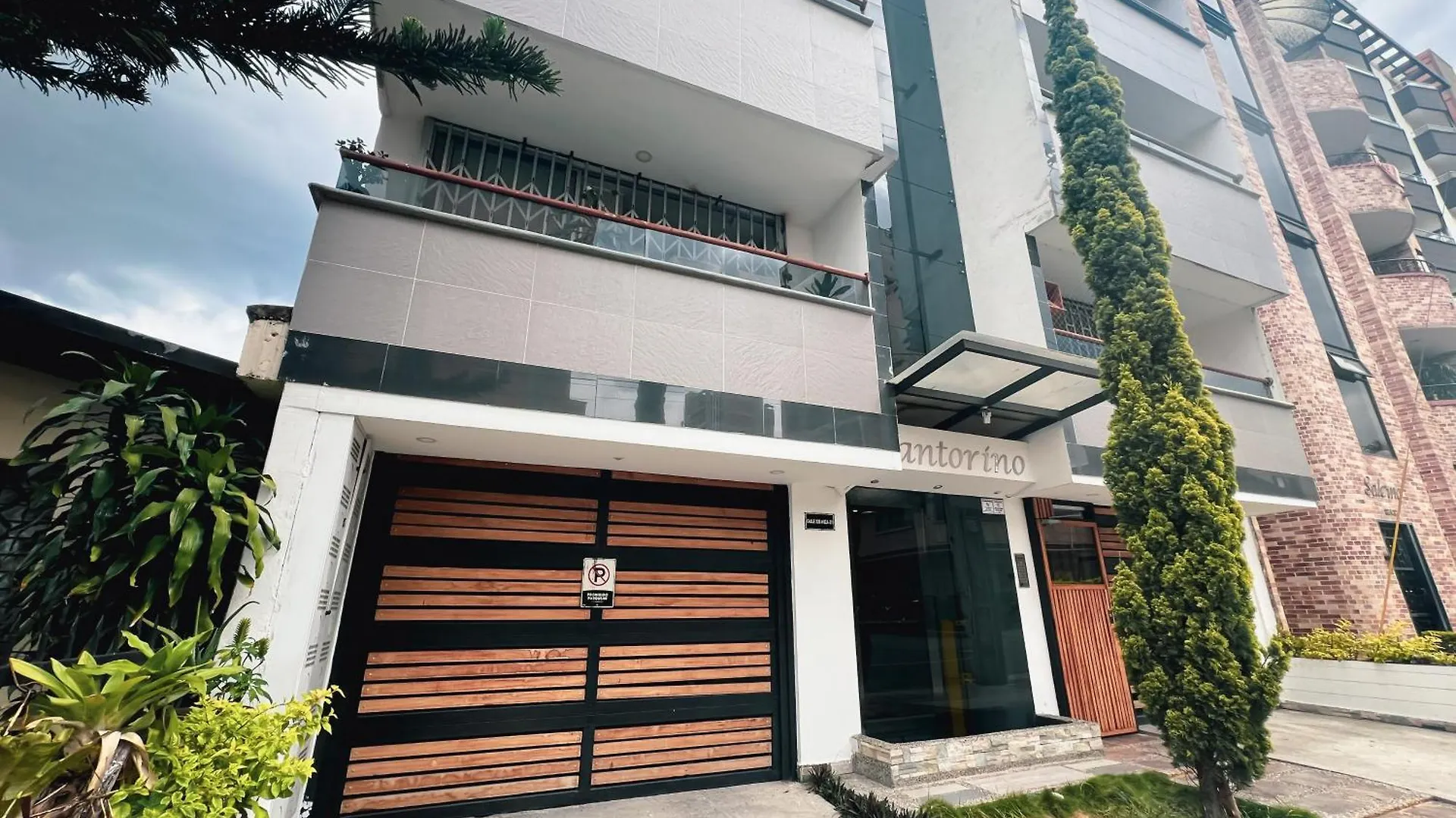 Familiar, Excelente Ubicacion, Laureles Apartment Medellin